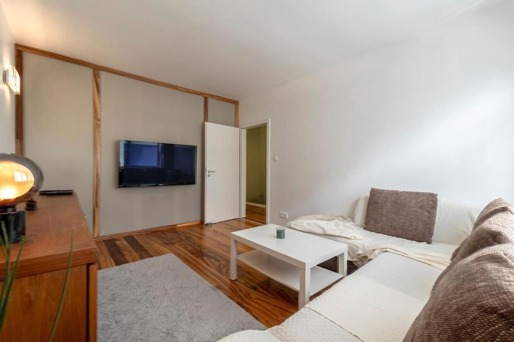 Luxus In Bester Lage Apartment BRE